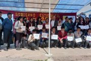 Siete colegios de Tiquina eligen a sus nuevos gobiernos estudiantiles y son acreditados por el TED La Paz
